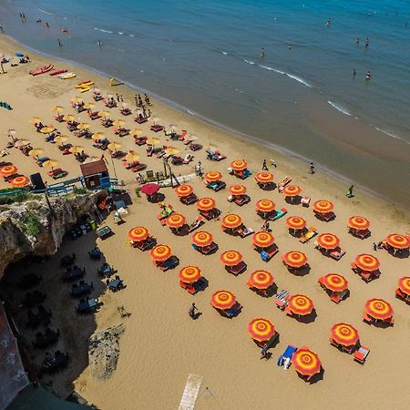 Appartamenti - Spiaggia Zaiana เปสคีชี ภายนอก รูปภาพ