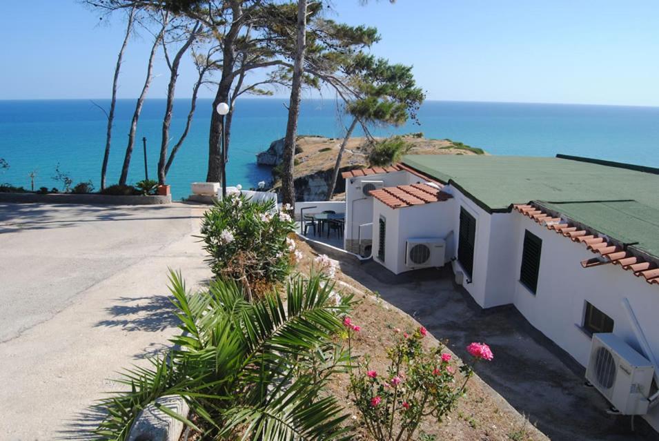 Appartamenti - Spiaggia Zaiana เปสคีชี ภายนอก รูปภาพ